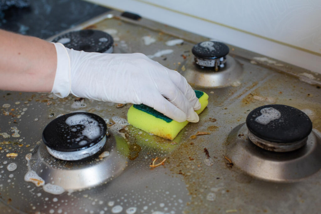 Quick Clean Kitchen Hacks: Make Your Kitchen Smile